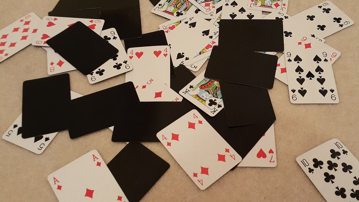 Side bet nel blackjack: quando hanno senso e quando evitarle
